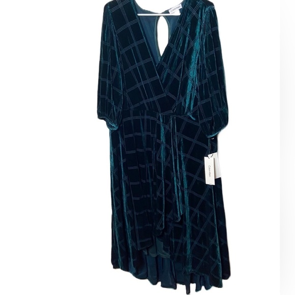 Calvin Klein Velvet Midi Dress with Burnout Plaid Design – Size 18W (NWT) - Picture 2 of 11